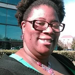 Meet your Posher, Adrienne